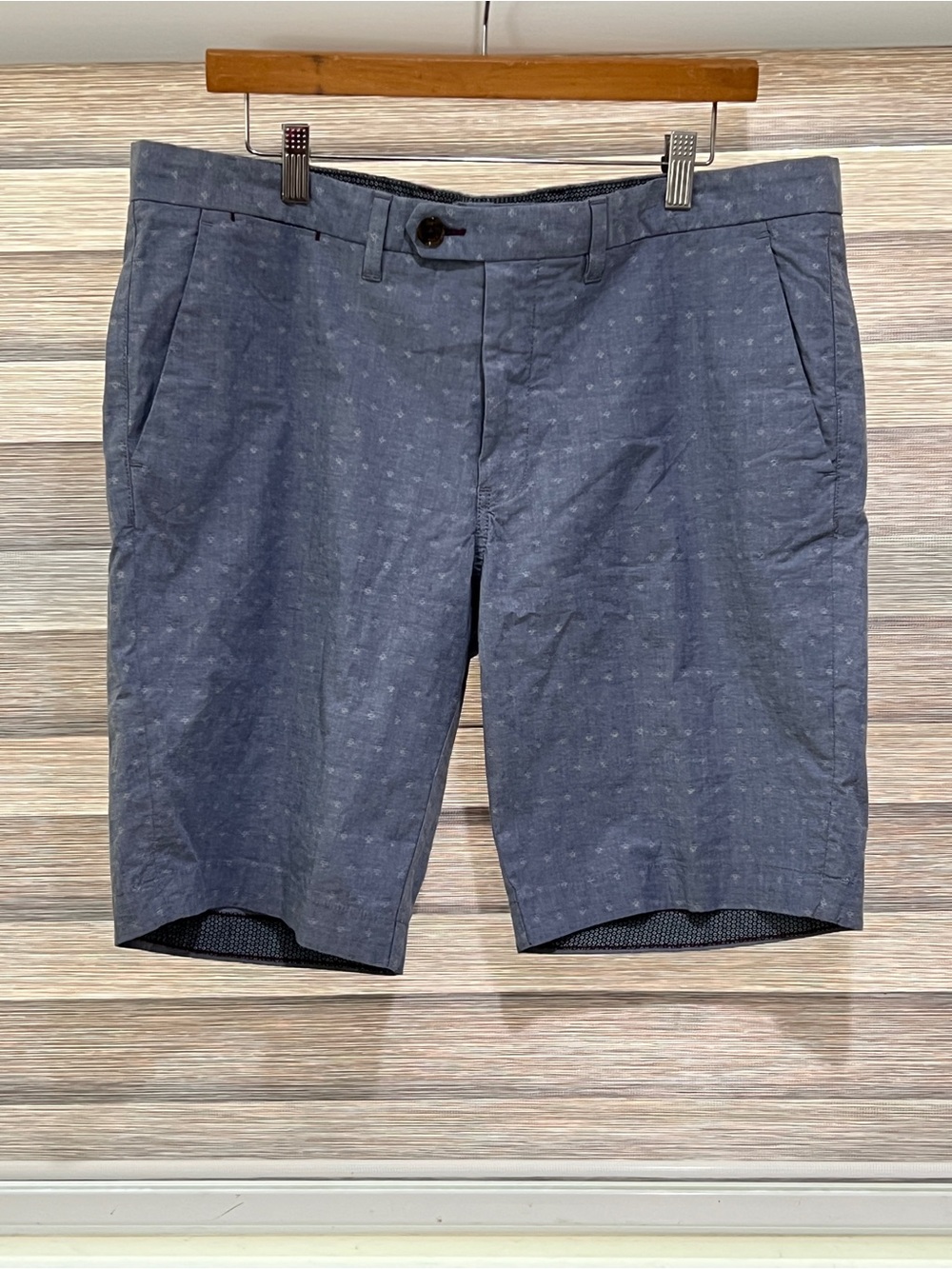 Ted Baker Men's Navy Micro-Pattern Stretch Chino Shorts size 36